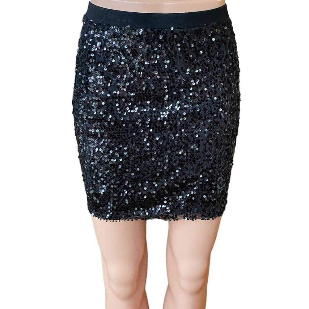 Short RUE 21 Black Sequin Mini Skirt ~ Ladies Size SMALL